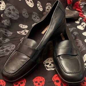 Easy Spirit Black Leather Loafers